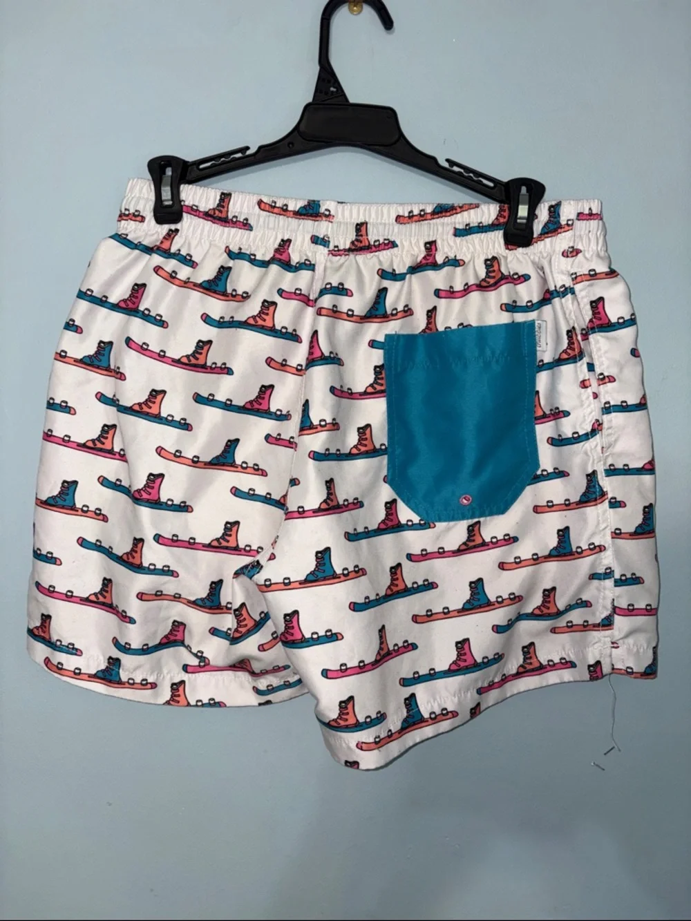 Men's Medium Chubbies the Weekend White colorful Ski Print Swim Shorts